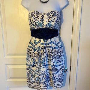 Strapless mini dress Size 5 Junior- NWOT